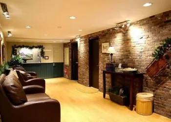 Northern Lights Lodge hotel thumbnail 2