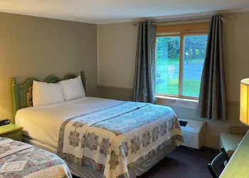 Northern Lights Lodge hotel thumbnail 6