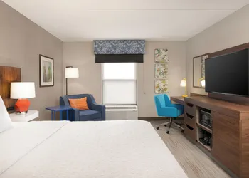 Hampton Inn Bloomsburg hotel thumbnail 6