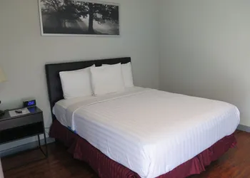 DTLA Hotel hotel thumbnail 6