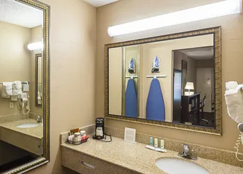 Quality Inn & Suites Greenville - Haywood Mall hotel thumbnail 7