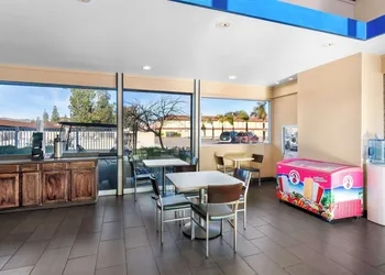Americas Best Value Inn Vacaville Napa Valley hotel thumbnail 3