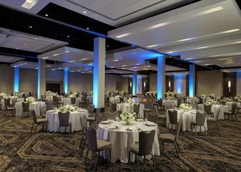JW Marriott Houston by the Galleria hotel thumbnail 4