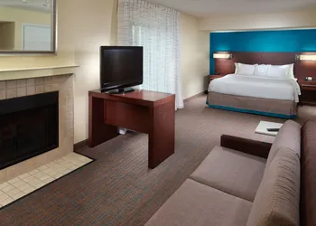 Residence Inn by Marriott Nashville Airport hotel thumbnail 5
