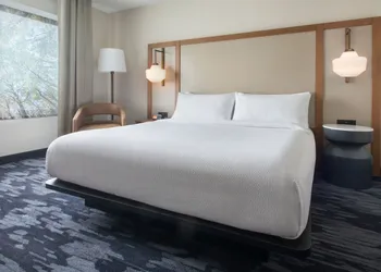 Fairfield Inn Marriott Rochester Airport hotel thumbnail 4