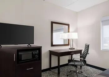 Wingate by Wyndham Fletcher at Asheville Airport hotel thumbnail 7