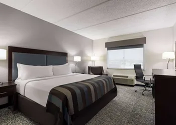 Wingate by Wyndham Fletcher at Asheville Airport hotel thumbnail 8