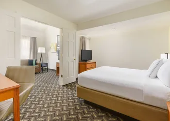 Residence Inn by Marriott Hartford/Windsor hotel thumbnail 3