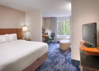Fairfield Inn & Suites by Marriott Seattle Bellevue/Redmond hotel thumbnail 6