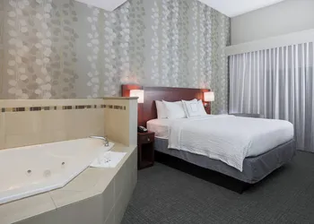 Courtyard by Marriott Chico hotel thumbnail 7