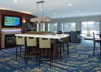 Courtyard by Marriott Boston Natick hotel thumbnail 3