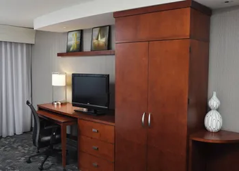 Courtyard by Marriott Sioux Falls hotel thumbnail 4