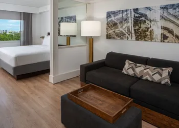 SpringHill Suites Marriott Ft Lauderdale Airport/Cruise Port hotel thumbnail 7