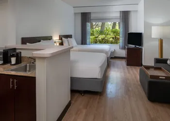 SpringHill Suites Marriott Ft Lauderdale Airport/Cruise Port hotel thumbnail 8