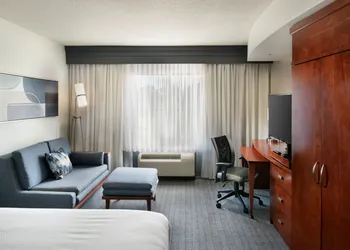 Courtyard by Marriott Collierville hotel thumbnail 8