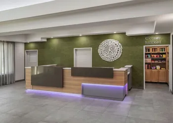 Fairfield Inn & Suites by Marriott Oakland Hayward hotel thumbnail 3