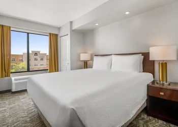 Springhill Suites Phoenix Glendale Sports & Entertainment District hotel thumbnail 5
