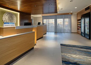 Fairfield by Marriott Inn & Suites Seattle Sea-Tac Airport hotel thumbnail 2