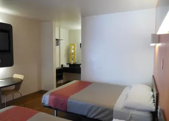 Motel 6 Temecula, CA - Historic Old Town hotel thumbnail 7
