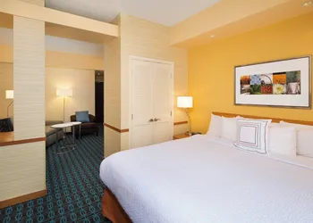 Fairfield Inn & Suites San Antonio Airport/North Star Mall hotel thumbnail 5