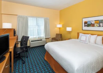 Fairfield Inn & Suites San Antonio Airport/North Star Mall hotel thumbnail 7