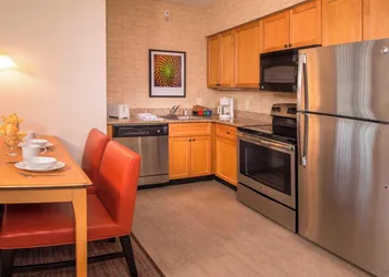 Residence Inn by Marriott Frederick hotel thumbnail 6