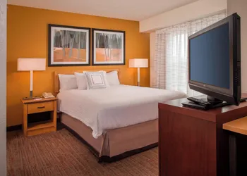 Residence Inn by Marriott Frederick hotel thumbnail 8