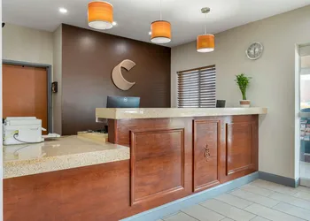 Comfort Inn & Suites Zanesville City Center hotel thumbnail 4