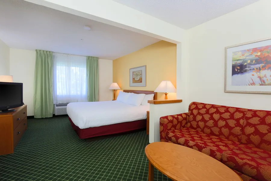 Comfort Inn & Suites Zanesville City Center hotel detail image 6