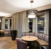 Courtyard by Marriott Dalton hotel detail image 3