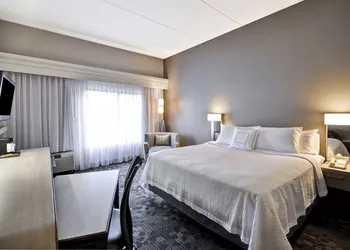 Courtyard by Marriott Dalton hotel thumbnail 6