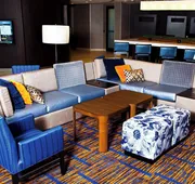 Courtyard by Marriott La Crosse hotel detail image 4