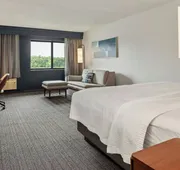 Courtyard by Marriott La Crosse hotel detail image 7