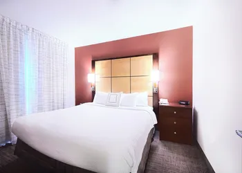 Residence Inn Marriott Airport hotel thumbnail 7