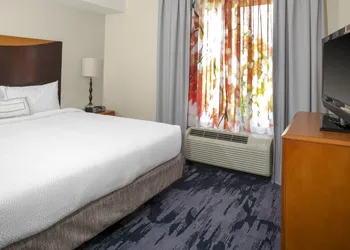 Fairfield Inn & Suites Milledgeville hotel thumbnail 4