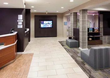 Courtyard by Marriott Pensacola hotel thumbnail 2