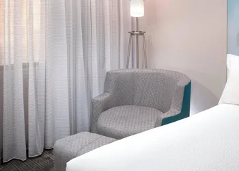 Courtyard by Marriott Pensacola hotel thumbnail 8