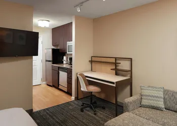 TownePlace Suites by Marriott Winchester hotel thumbnail 4