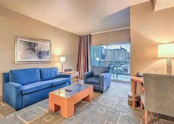 The Platinum Hotel hotel thumbnail 5