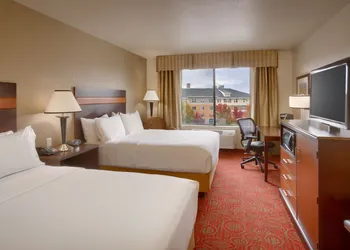Holiday Inn Express & Suites Orem-North Provo by IHG hotel thumbnail 6