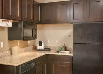 Holiday Inn Express & Suites Orem-North Provo by IHG hotel thumbnail 8
