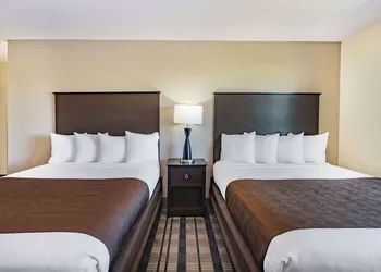 AmericInn by Wyndham Apple Valley hotel thumbnail 5