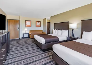 AmericInn by Wyndham Apple Valley hotel thumbnail 6