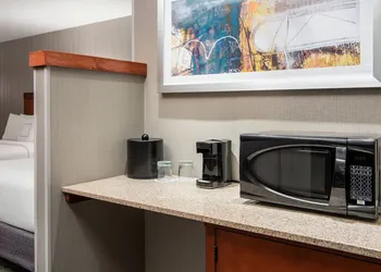 Courtyard by Marriott Edmonton West hotel thumbnail 7