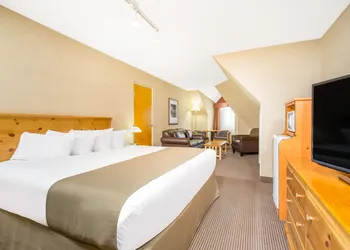 Canmore Inn & Suites hotel thumbnail 7