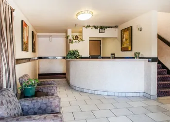 Rodeway Inn Española hotel thumbnail 5