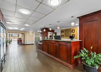 Comfort Inn & Suites Lakeland North I-4 hotel thumbnail 2