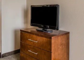 Comfort Inn & Suites Lakeland North I-4 hotel thumbnail 5