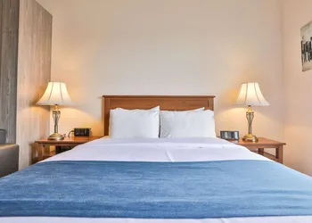 Comfort Inn and Suites St Jerome hotel thumbnail 7
