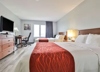 Comfort Inn and Suites St Jerome hotel thumbnail 8